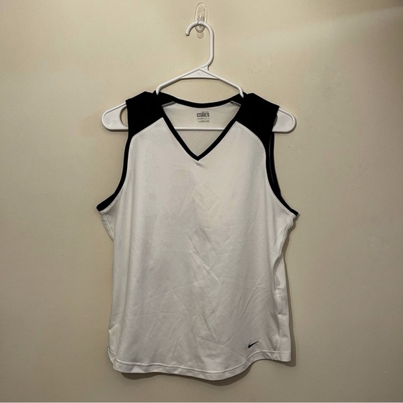 Nike Women’s Fit Dry Top - Picture 1 of 5